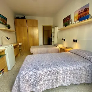 Housing Student Apartamento