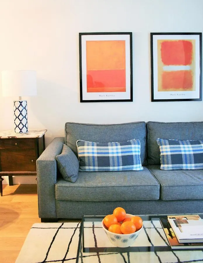 Click&Flat Stylish Torrijos Apartment Barcelona