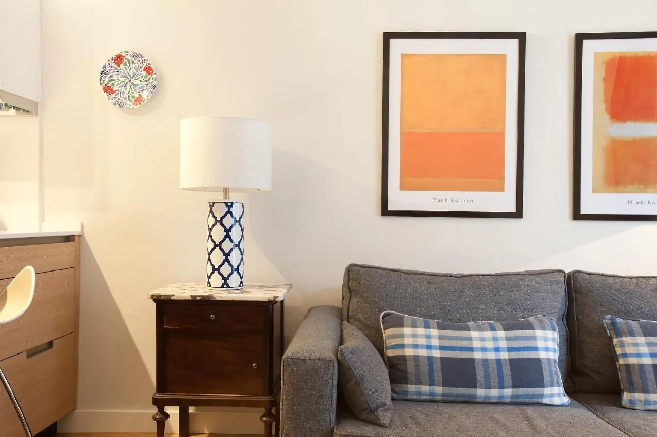 Click&Flat Stylish Torrijos Apartment Barcelona Spain